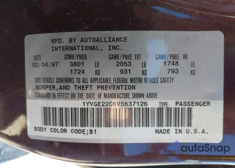 1997 Mazda 626 Dx/Lx z USA, uszkodzony, nr VIN 1YVGE22C6V5637126